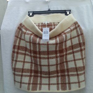 Knit/thick/warm/wool miniskirt, brand new with tag